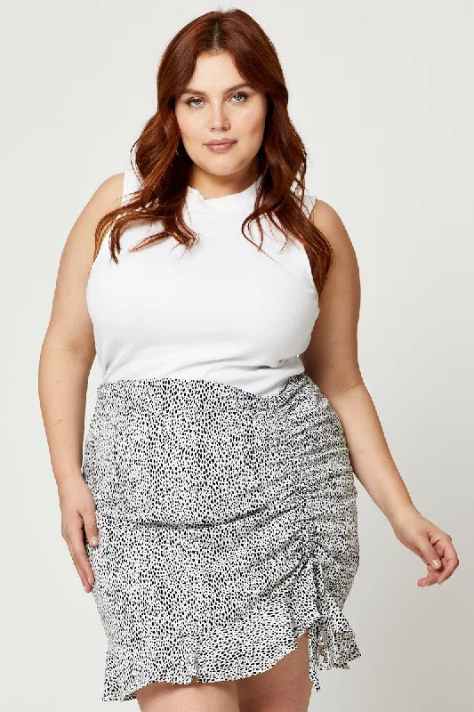 Geo Print Plus Side Tie Ruched Skirt